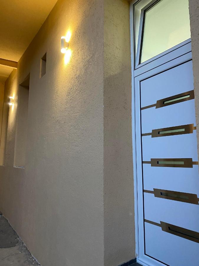 Apartment Nora ベオグラード エクステリア 写真